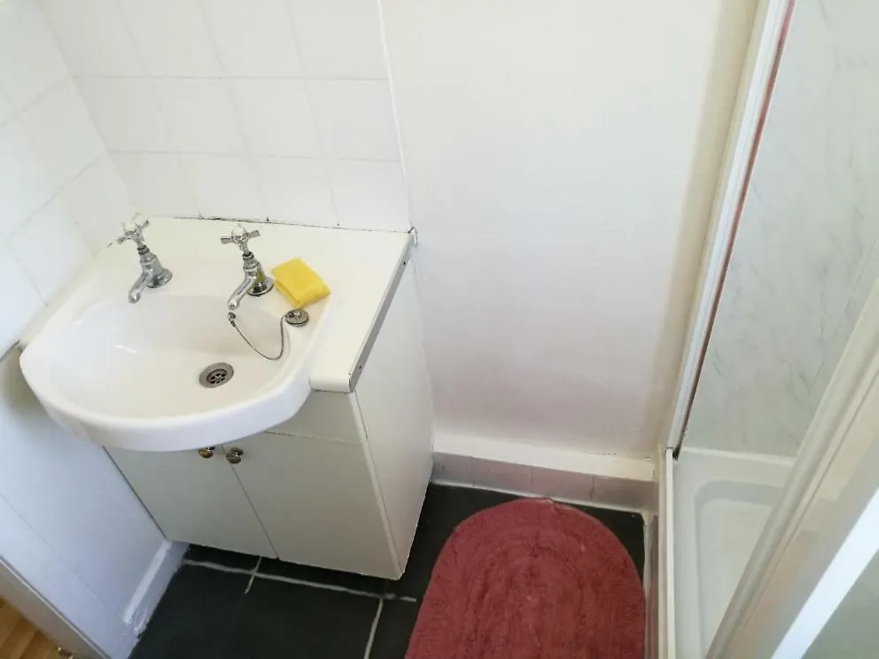 Simon Square Apartment إدنبرة